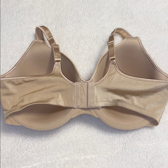 40DD Bali Soft Cup bra - Picture 2 of 4